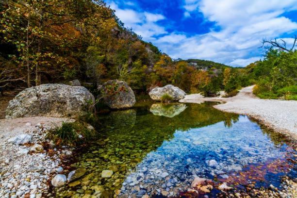 River Access W Hot Tub, Grill, Wifi, & Fire Pit! 로스트시티 외부 사진